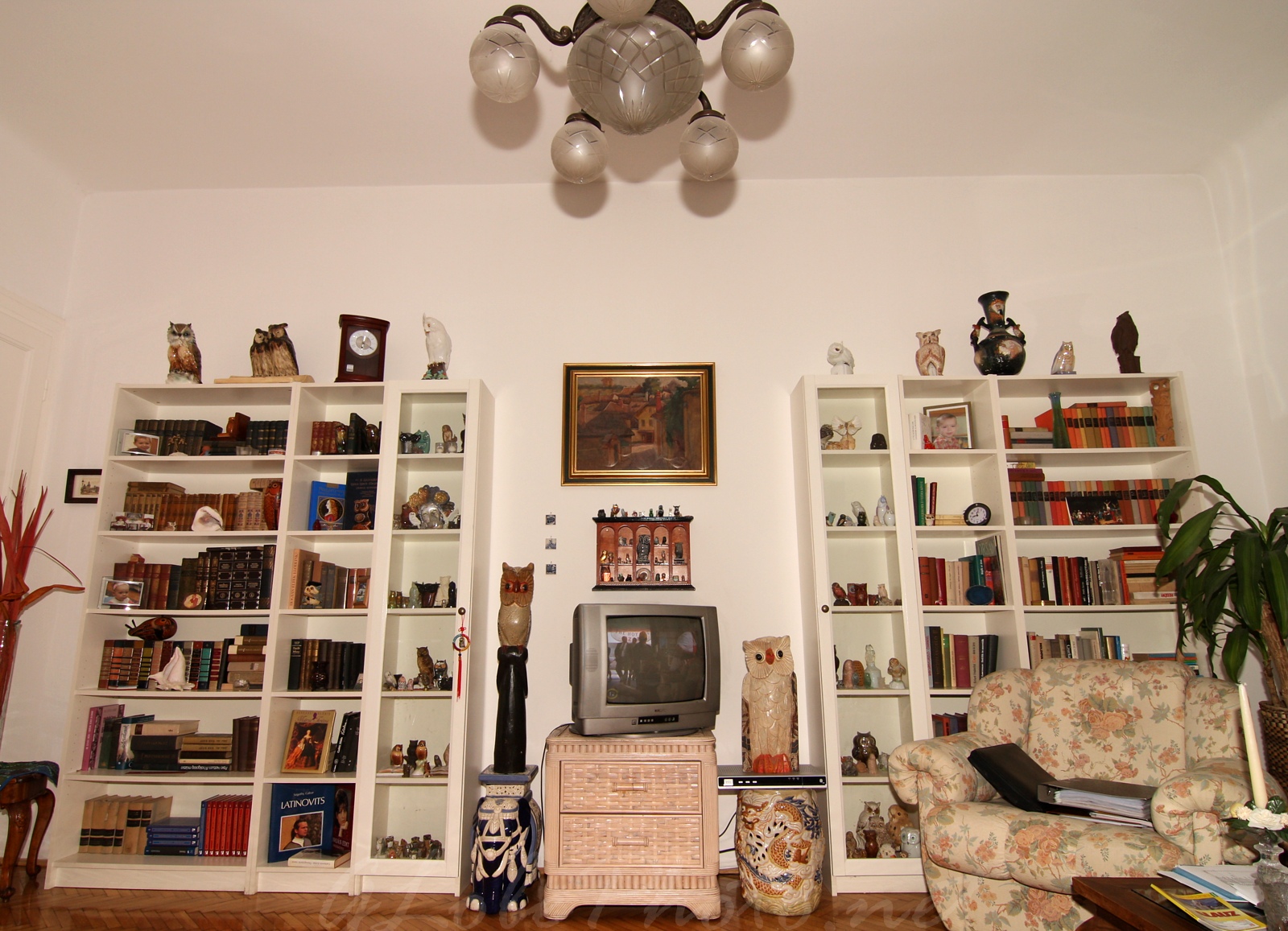 Polc festmnnyel, baglyokkal, knyvekkel - Bookshelf with picture, owls and books